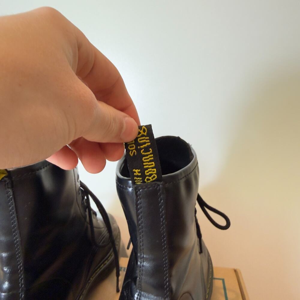 Dr Martens Zavala J Womens 7.5 Black Leather Combat Boots Lace Up Bouncing Sole - Picture 6 of 8